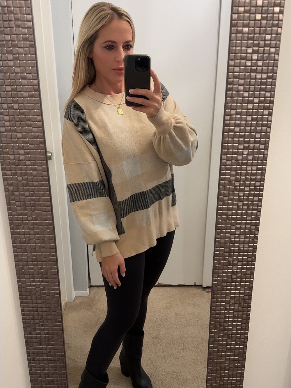 Beige Plaid Knit Sweater - Neutral Colorblock